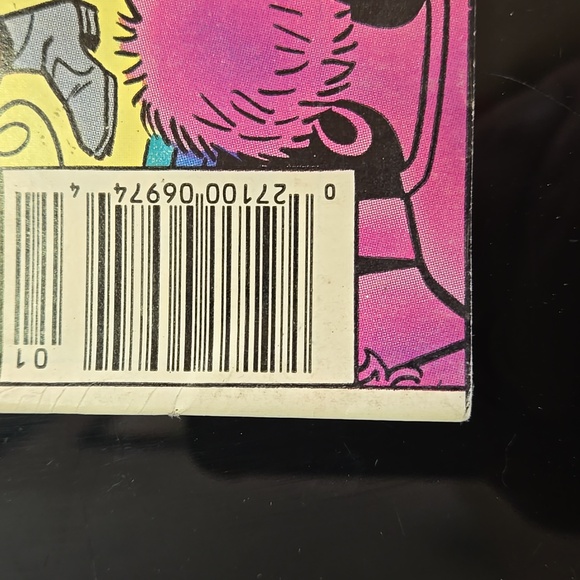 Archie Comic Book - Picture 5 of 7